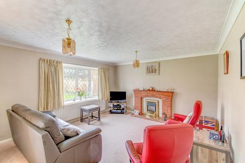 4 bedroom detached house for sale, Chelmarsh Close, Church Hill North, Redditch, Worcestershire, B98