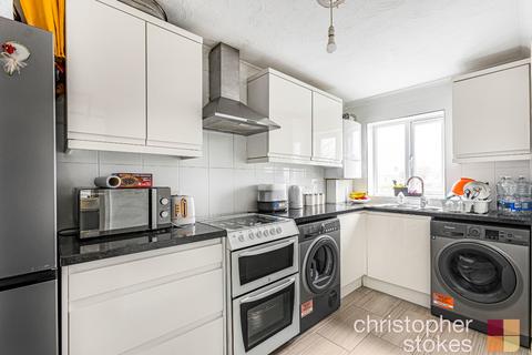 1 bedroom flat for sale - Greenwich Court, Parkside, Waltham Cross, Hertfordshire, EN8 7TJ