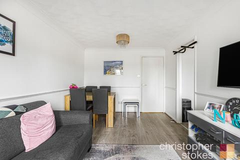 1 bedroom flat for sale - Greenwich Court, Parkside, Waltham Cross, Hertfordshire, EN8 7TJ