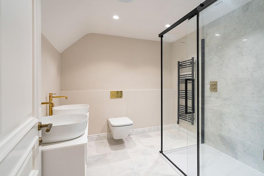 Bedroom One En-Suite