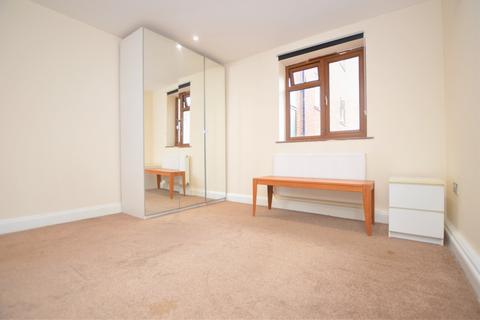 1 bedroom flat to rent, 66 Gibbon Road London SE15