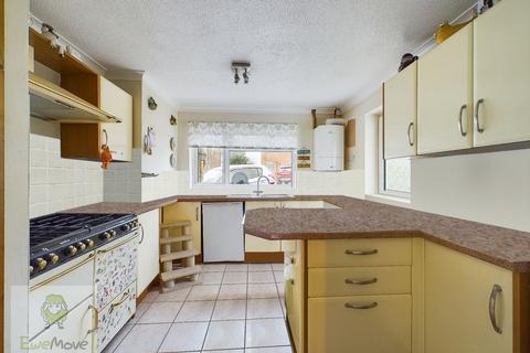 3 bedroom semi-detached house for sale, Kingshill Drive, Hoo St. Werburgh, Rochester ME3 9