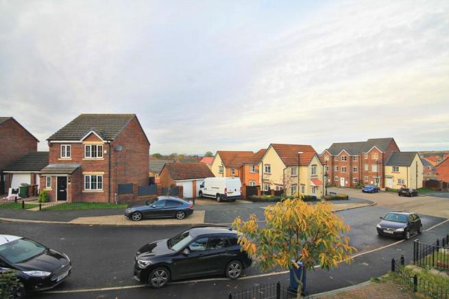 123 Kingfisher Drive Street View
