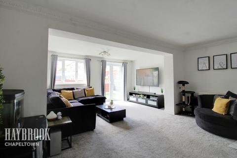 10 Beechfern Close, High Green, Sheffield, S35 4DW