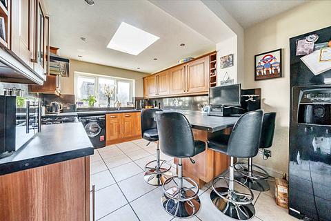 23 Butlers Drive, London, E4 7RL