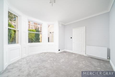 2 bedroom flat to rent, Winchester Road, London NW3