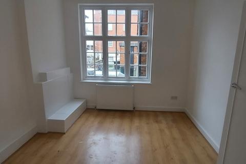 3 bedroom flat to rent - Enfield EN2
