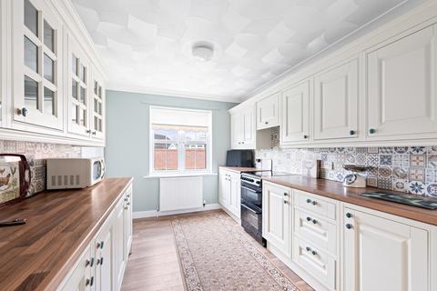 5 Rylatt Close, Wainfleet St Mary, Skegness, PE24 4ES