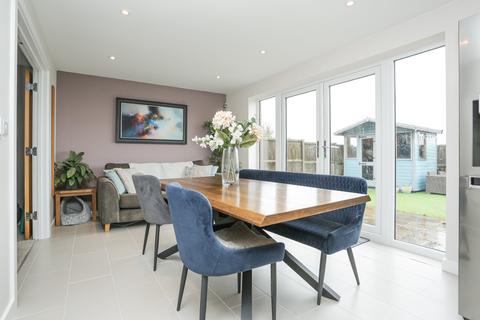 3 Hawthorn Grange, Ramsgate, CT12 5FZ