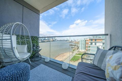 1 bedroom apartment for sale, Atlantic Point, River Gardens, SE10