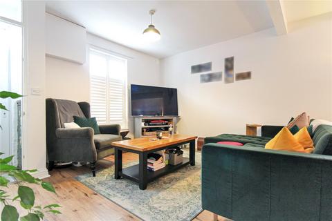 2 bedroom end of terrace house for sale - Gorse Hill, Swindon SN2