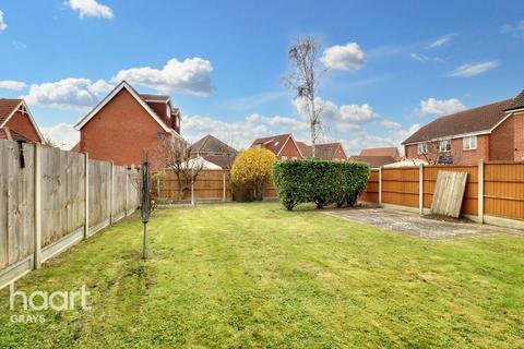 16 Advice Avenue, Grays, RM16 6QN