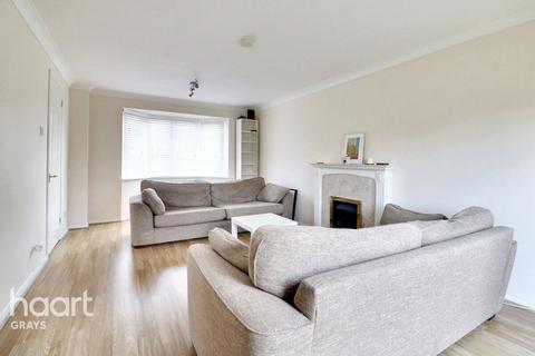 16 Advice Avenue, Grays, RM16 6QN