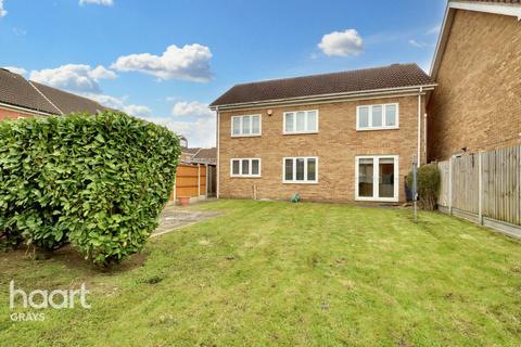 16 Advice Avenue, Grays, RM16 6QN