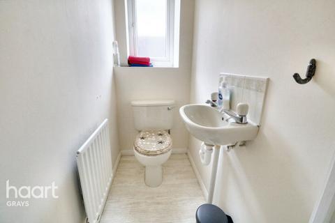 16 Advice Avenue, Grays, RM16 6QN