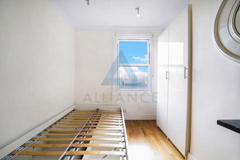 Studio to rent, 208a Mile End Road, London E1