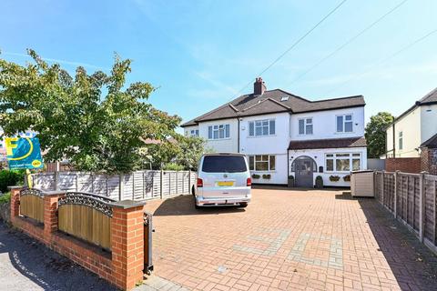 5 bedroom semi-detached house for sale, Broadlands Way, Worcester Park, New Malden, KT3