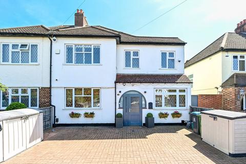 5 bedroom semi-detached house for sale, Broadlands Way, Worcester Park, New Malden, KT3