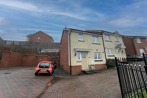 105 Highfields, Tonyrefail, Porth, CF39 8GB