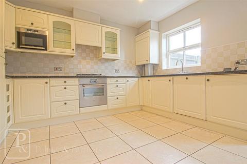 4 bedroom semi-detached house to rent - St. Marys Fields, Colchester, Essex, CO3