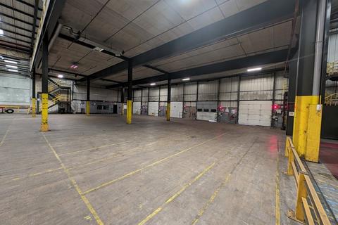 Industrial unit to rent, Unit 22 Oriana Way, Nursling Industrial Estate, Southampton, SO16 0YU