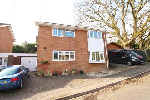 4 bedroom detached house for sale, Amberslade Walk, Dibden Purlieu