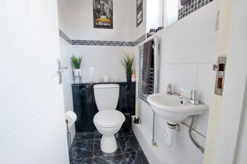 16 Amberslade Walk, Dibden Purlieu, Southampton, SO45 4NW