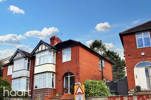3 bedroom semi-detached house for sale, Kenneth Road, Luton