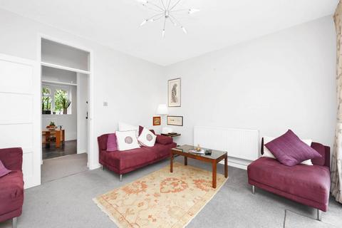 Flat 7, David House Wyvil Road, London, SW8 2SR