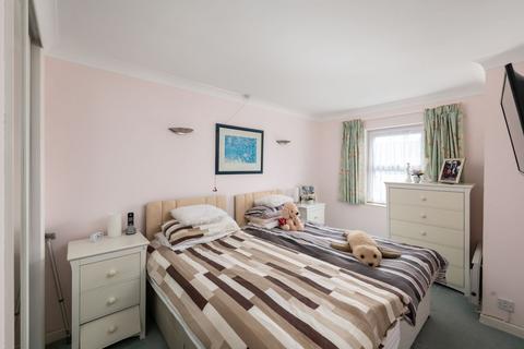 2 bedroom retirement property for sale, Bancroft Road, Churchfield Court Roebuck Close Bancroft Road, RH2