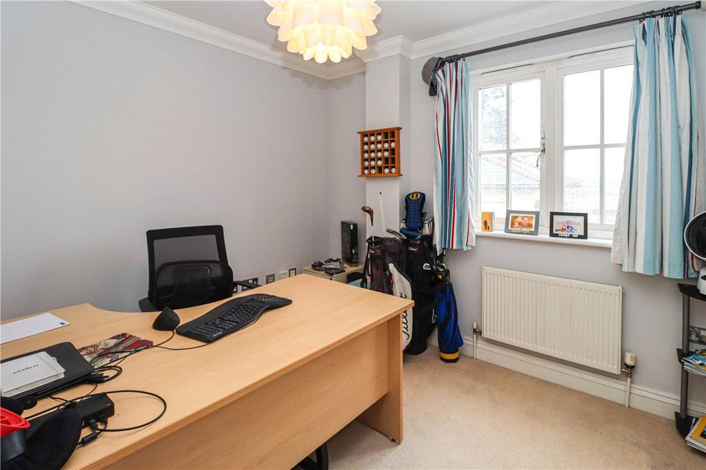 Bedroom/Study