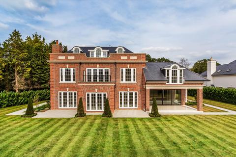 7 bedroom detached house for sale, Icklingham Road, Cobham, Cobham, KT11.