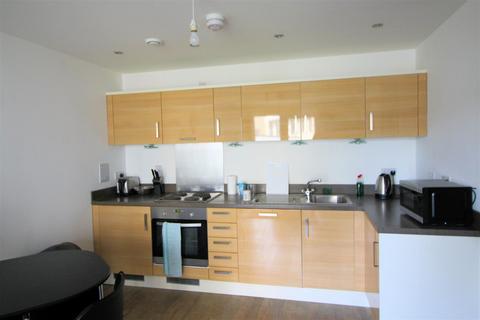 1 bedroom apartment to rent, Guildford Road, Woking, Surrey, GU22
