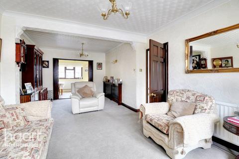3 bedroom terraced house for sale - Saunton Road, Hornchurch