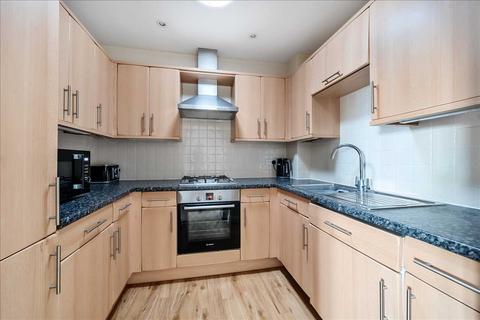 2 bedroom apartment for sale, Mansell Court, Whitchurch