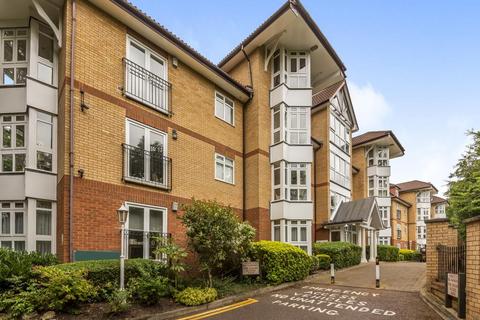 2 bedroom apartment to rent, Riverside Gardens,  Finchley,  N3