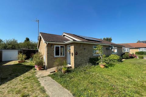 2 bedroom semi-detached bungalow for sale, Highfield Road, March