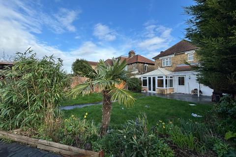 197 Okehampton Crescent, Welling, DA16 1DD