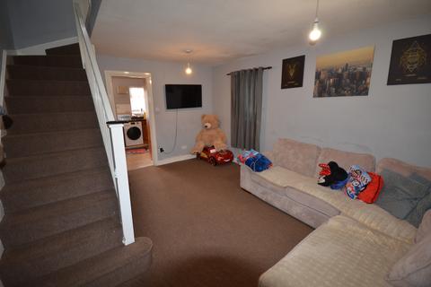 2 bedroom semi-detached house to rent, Barnsbury Gardens, Newport Pagnell MK16