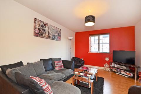2 bedroom flat to rent, Russet House, Birch Park, York, YO31