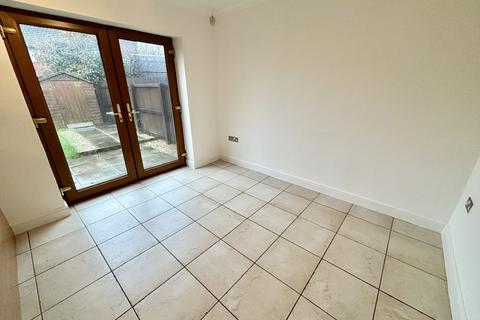 214 Graig Newydd, Godrergraig, Swansea, SA9 2DF