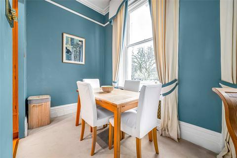 Flat 2, 12 Redcliffe Square, London, SW10 9JZ