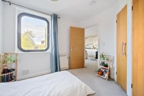 1 bedroom flat for sale, Bentham Close, Westlea, Swindon, Wiltshire, SN5 7FS