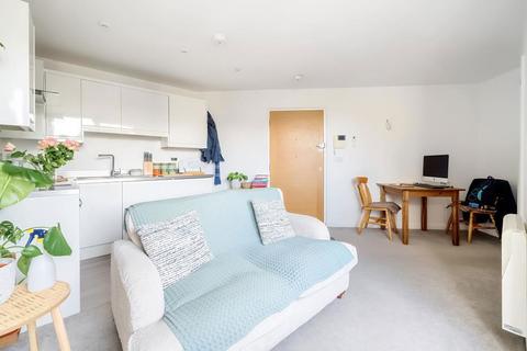 1 bedroom flat for sale - Bentham Close, Westlea, Swindon, Wiltshire, SN5 7FS
