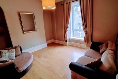 2 bedroom flat to rent, Esslemont Ave, Rosemount, Aberdeen, AB25