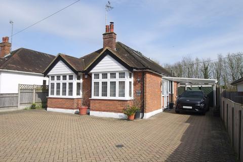 4 bedroom detached bungalow for sale - Chevening Road, Chipstead, TN13