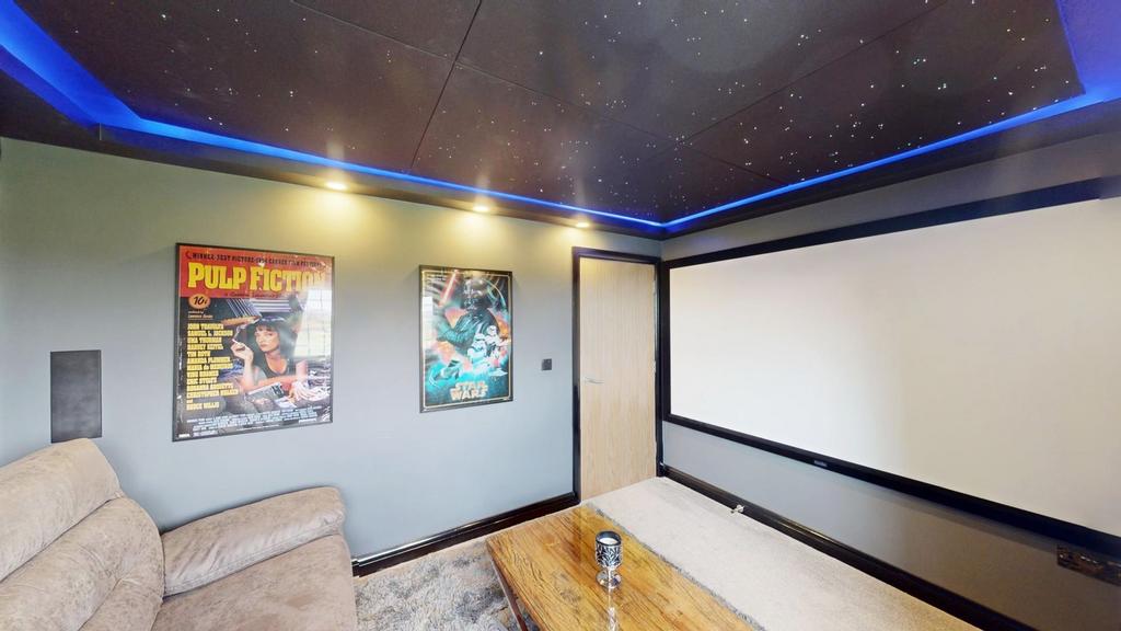 Cinema/Bedroom 3