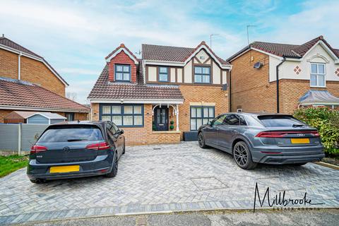 4 bedroom detached house to rent, Amberhill Way, Boothstown, Manchester, M28
