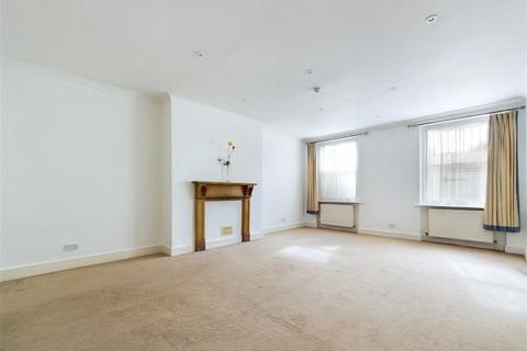 2 bedroom flat for sale, Heene Terrace, Worthing BN11 3NP