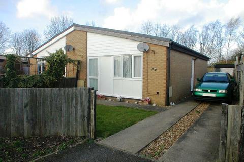 2 bedroom semi-detached bungalow to rent - Fulwoods Drive, Leadenhall MK6